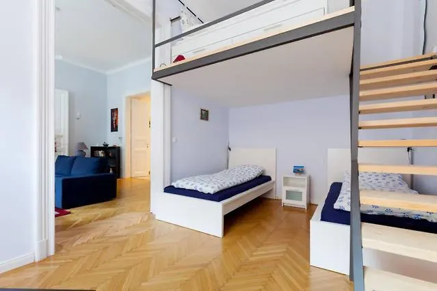 Rakoczi Apt Budapest Ungarn